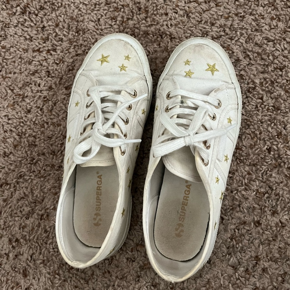 Superga Embroidered Star Sneakers!